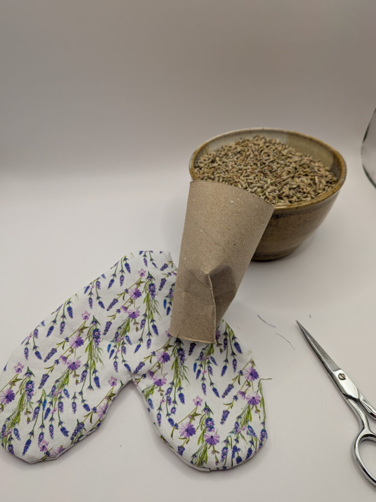 Steps for a sewing a lavender pillow.