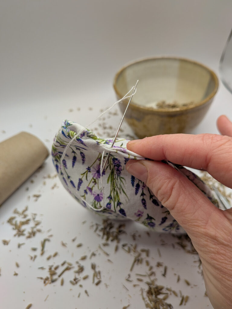 Steps for a sewing a lavender pillow.